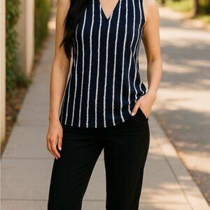 Jones NY Signature V Neck Woman Sleeveless Striped Top Pullover Small